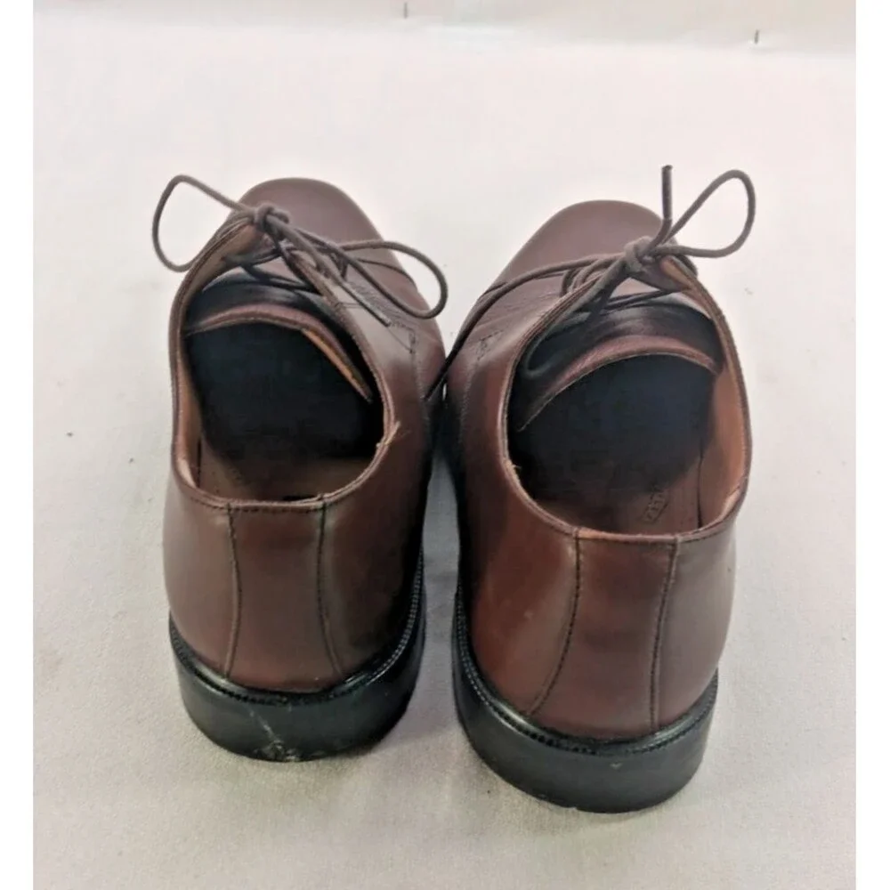 Bostonian Cap Toed Dress Shoes Men's Size 10.5M Brown Leather  Lace Up
